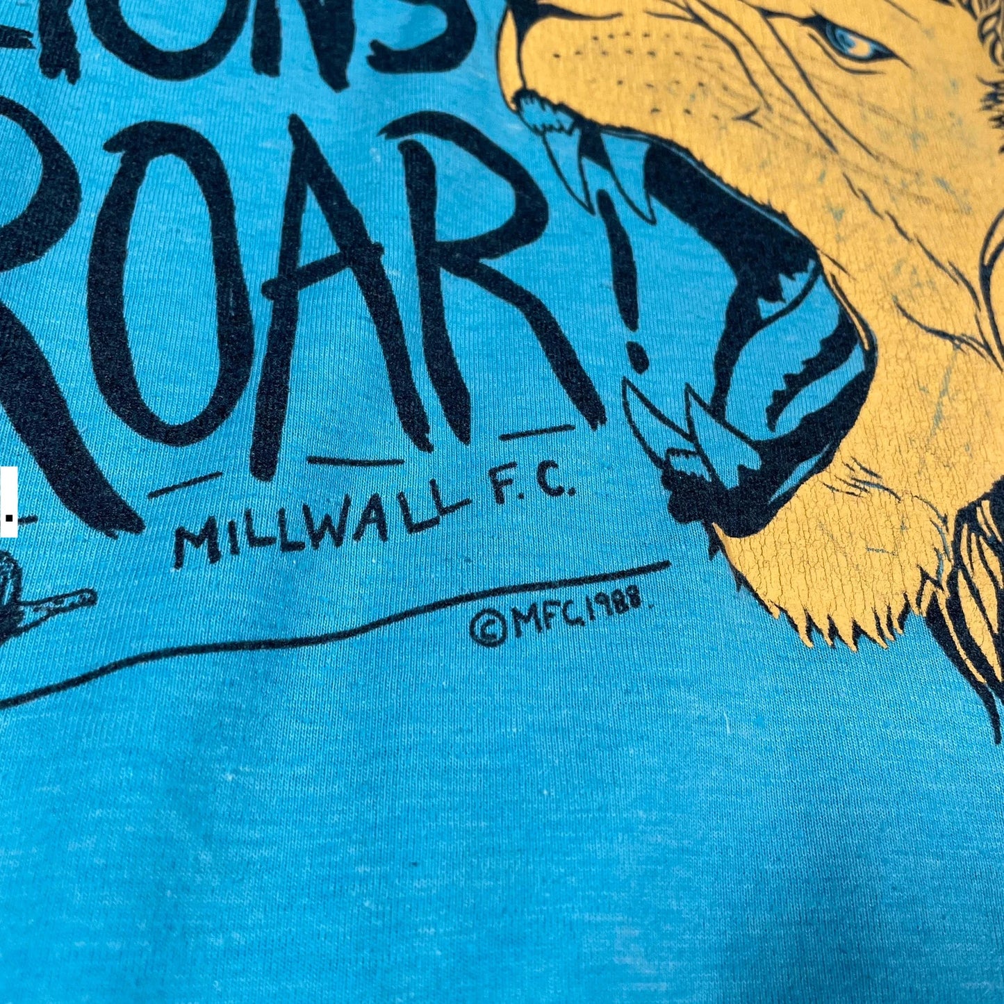 Vintage 1988 80s Millwall Graphic T Shirt - Large