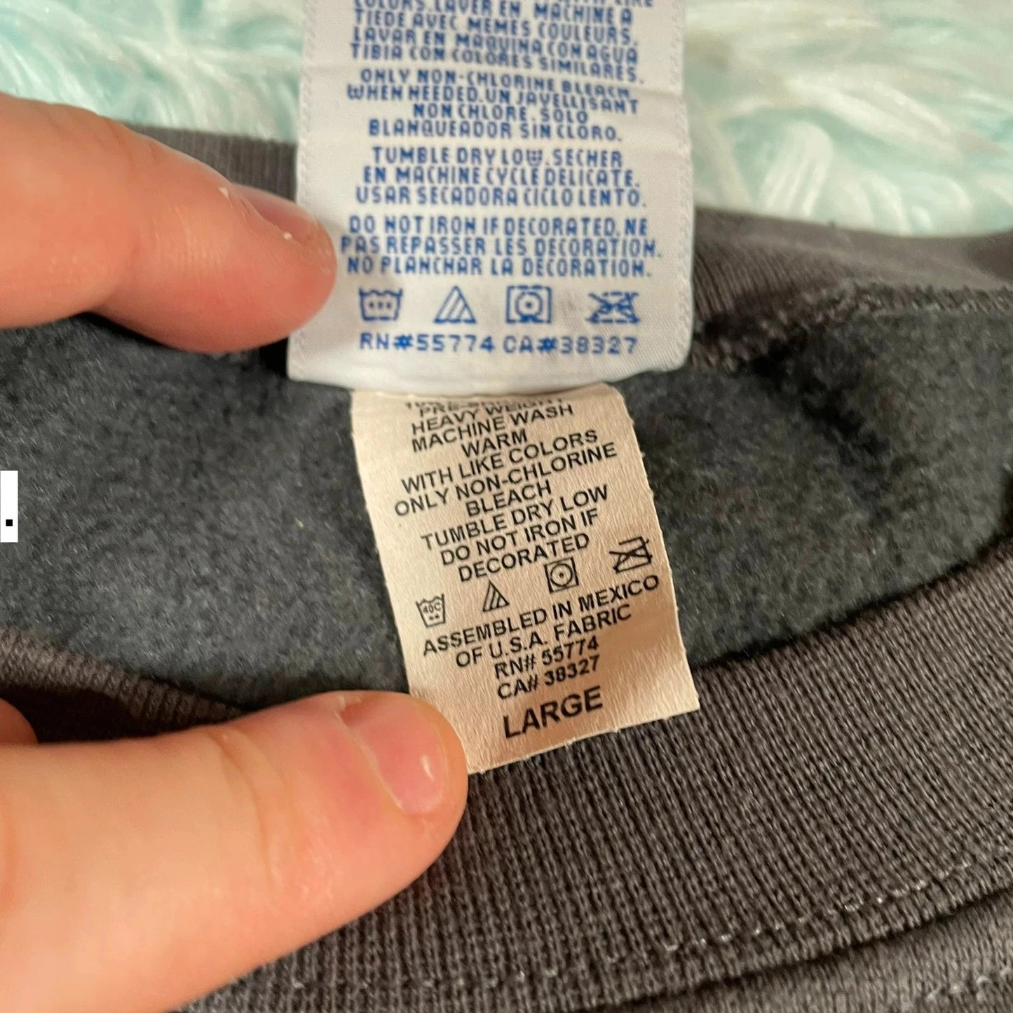 Vintage 00s Grey Aston Martin DB4 Graphic Sweatshirt - Large