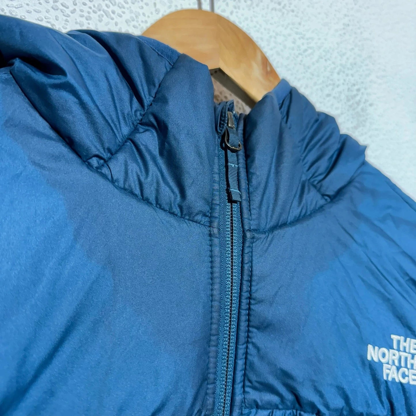 Blue The North Face Puffer Jacket - Large
