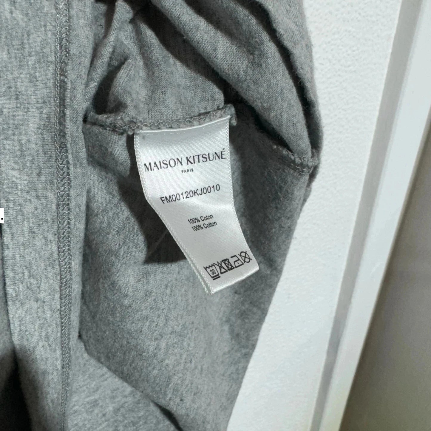 Grey Maison Kitsune T Shirt Plain - Small