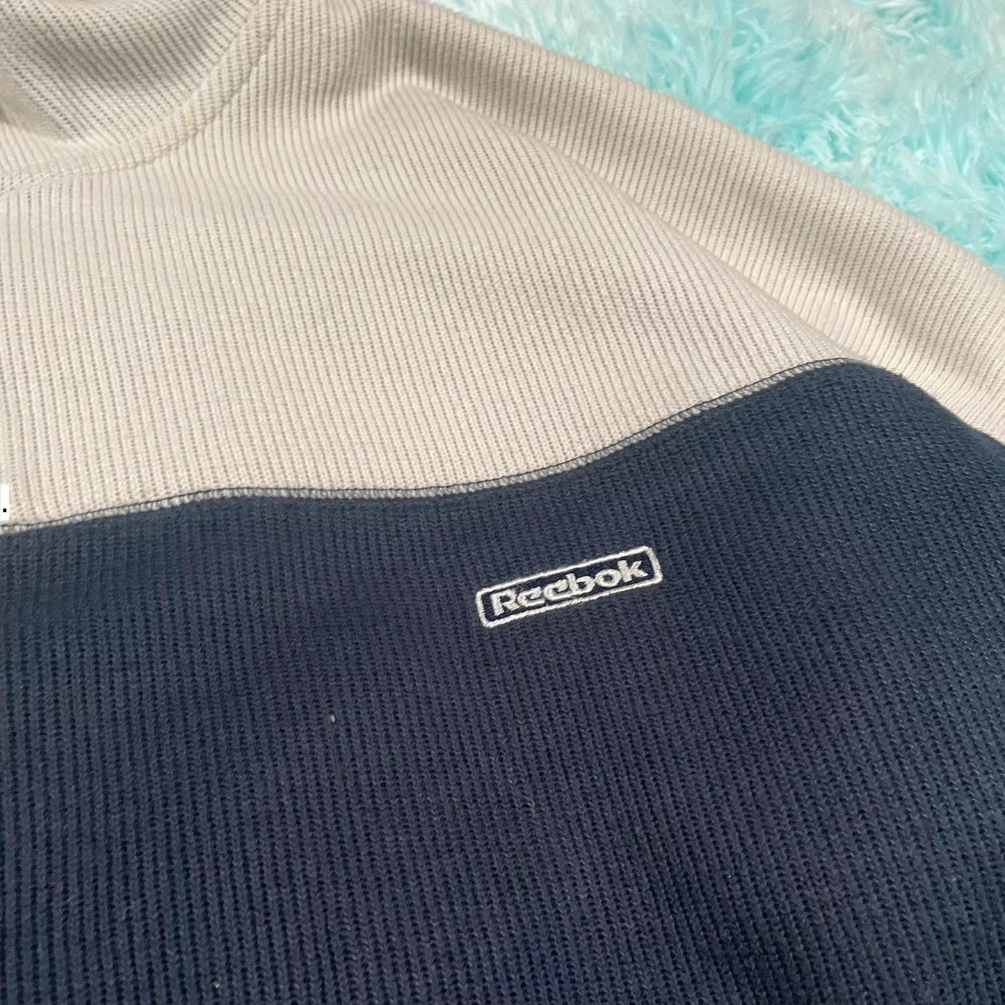 Vintage 00s Beige & Navy Reebok 1/4 Zip Sweatshirt - Medium