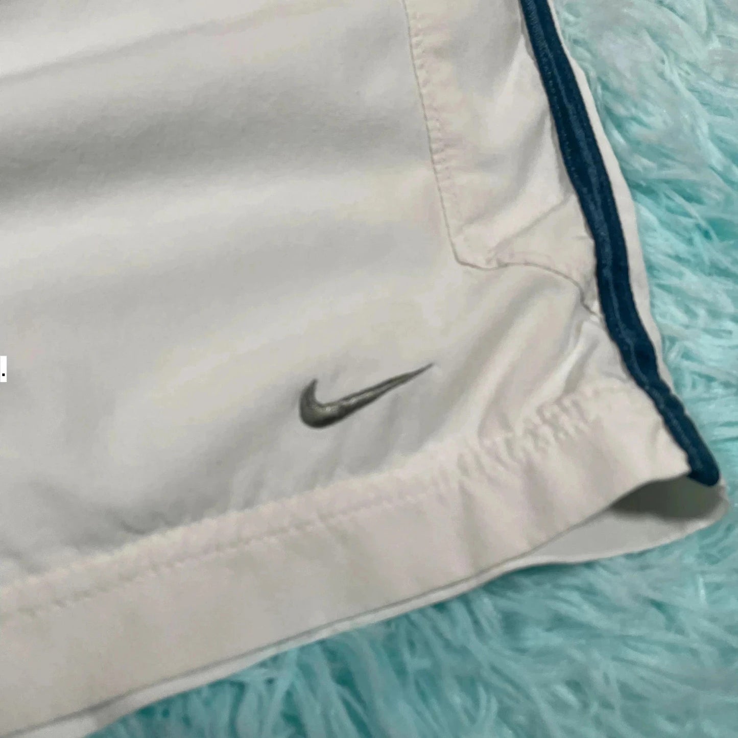 Vintage 00s White Nike Running Shorts - Large