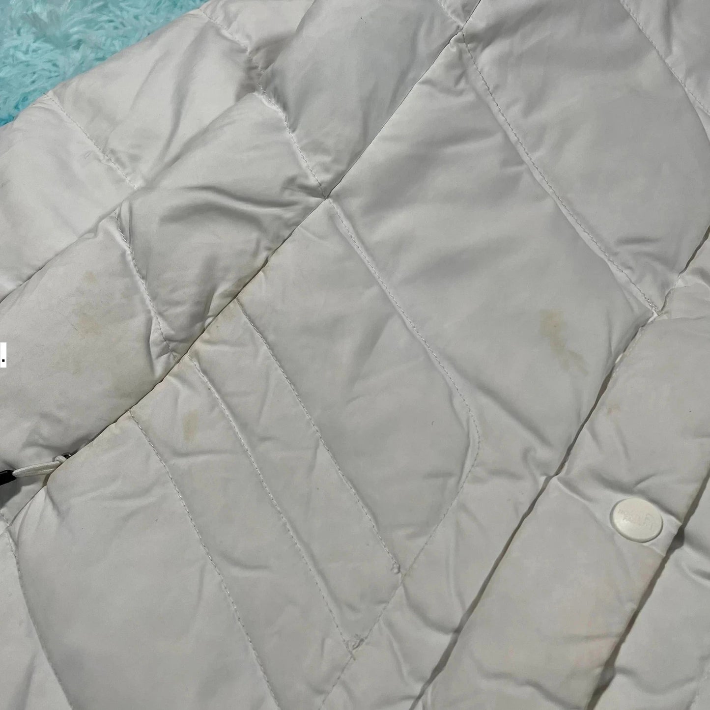 Vintage White The North Face Puffer Jacket - Womens Small