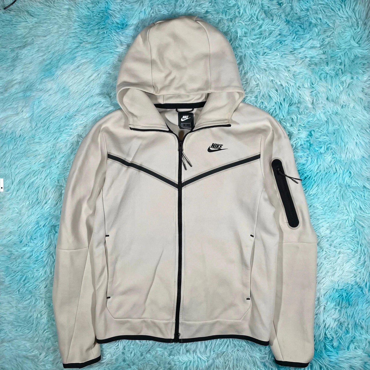 Cream Nike Tech Fleece Hoodie - Small