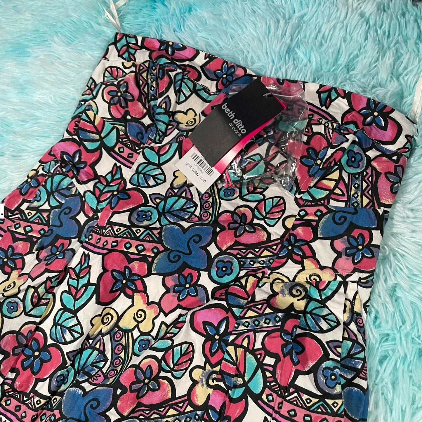 BNWT Floral Patterned Beth Ditto Strapless Vest - Size 14