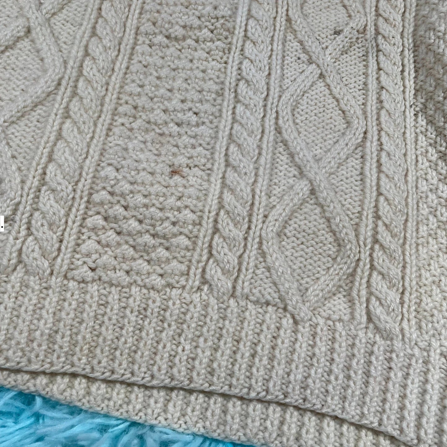 Vintage Cream Turtleneck Arran Knit Jumper - Small