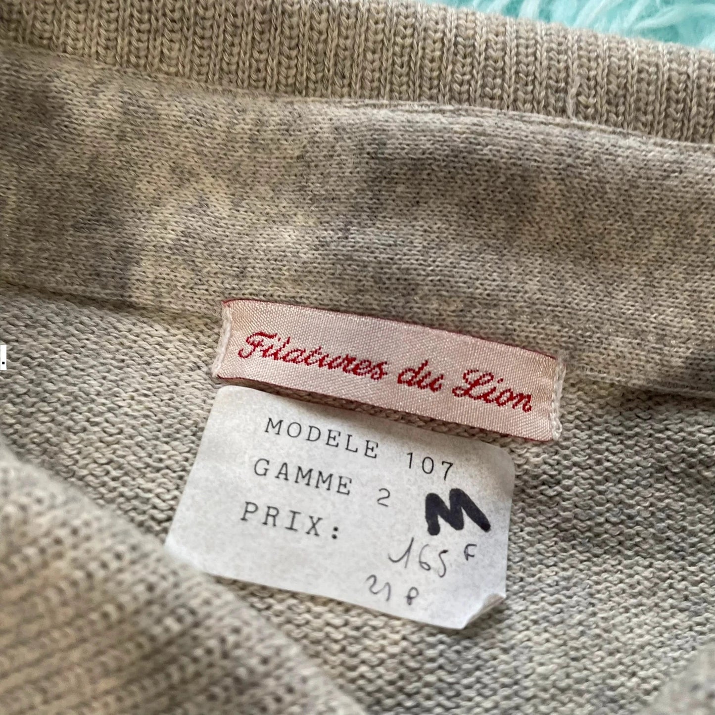 Vintage Beige Knitted Shirt - Medium