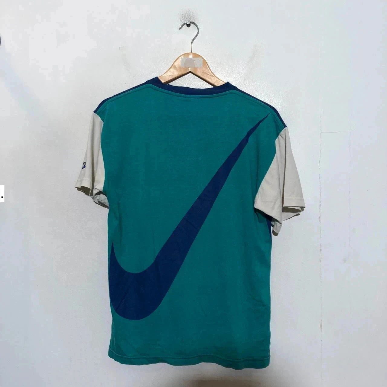 Rare Vintage 90s Blue Nike Graphic Print T Shirt - Medium