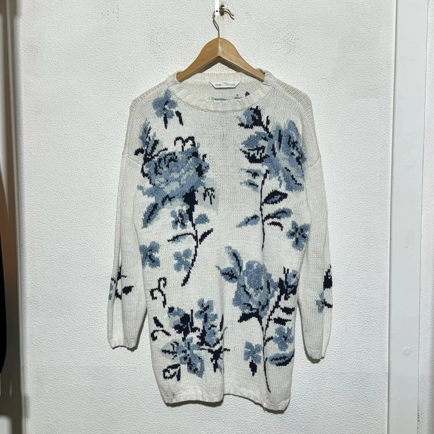 Vintage 80s White Floral Patterned St Michael Knitted Jumper - Size 12