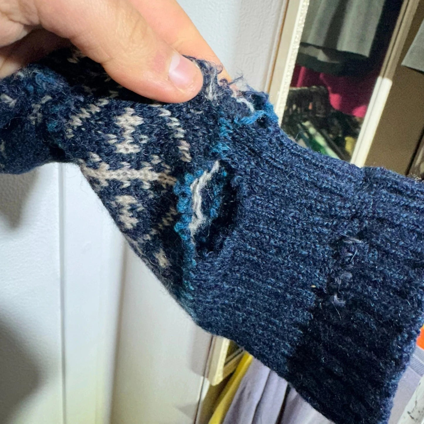 Vintage 90s Navy Nordic Patterned Knitted Jumper - Medium