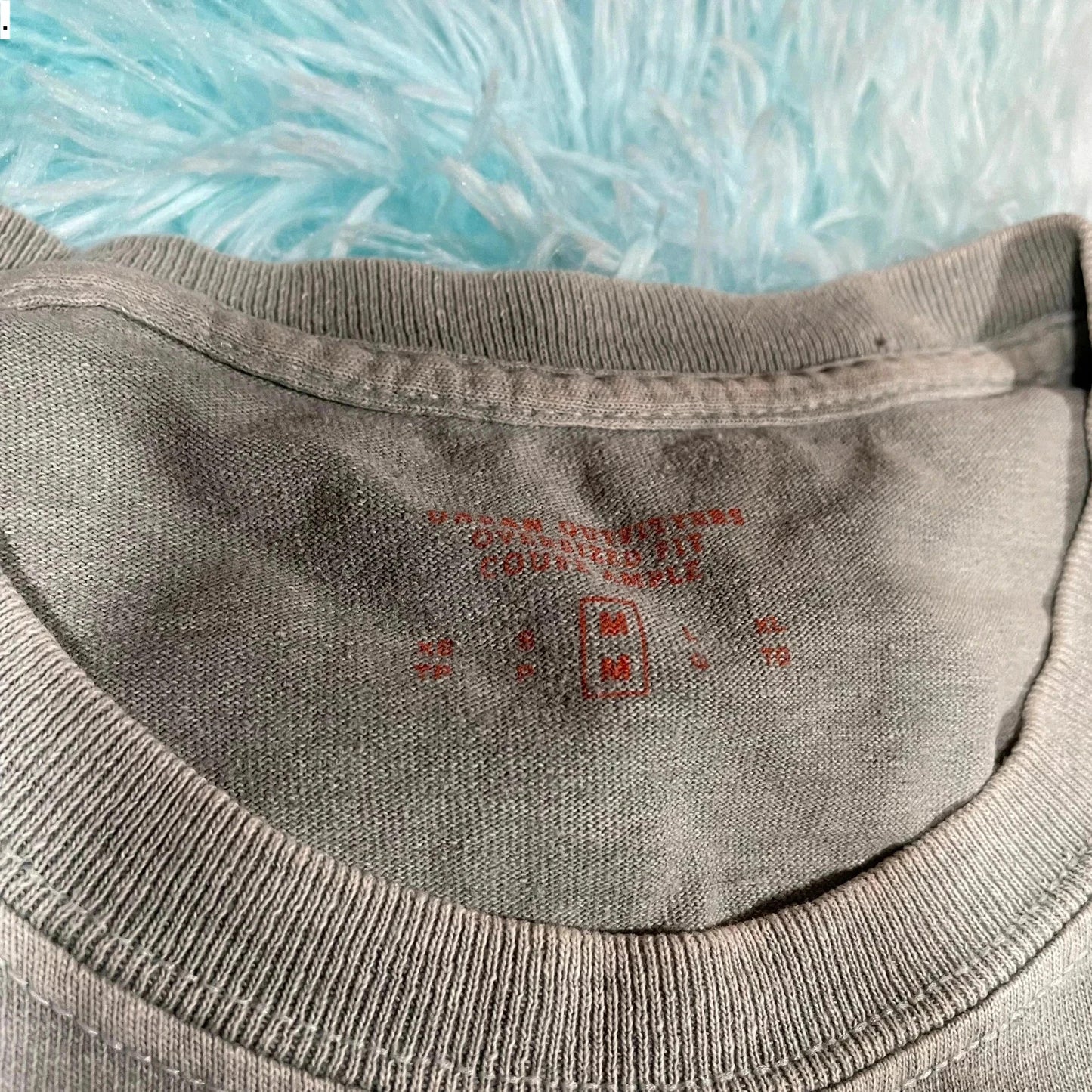 Grey Urban Outfitters Graphic T Shirt - Medium