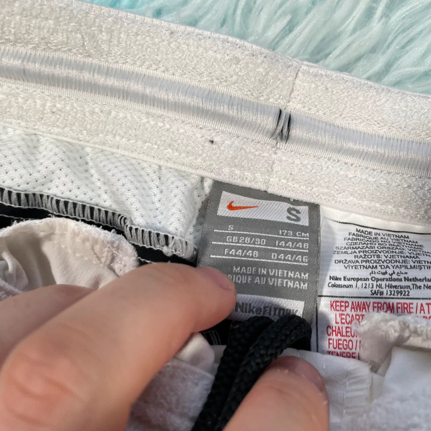 Vintage 00s White Nike Running Shorts - Small