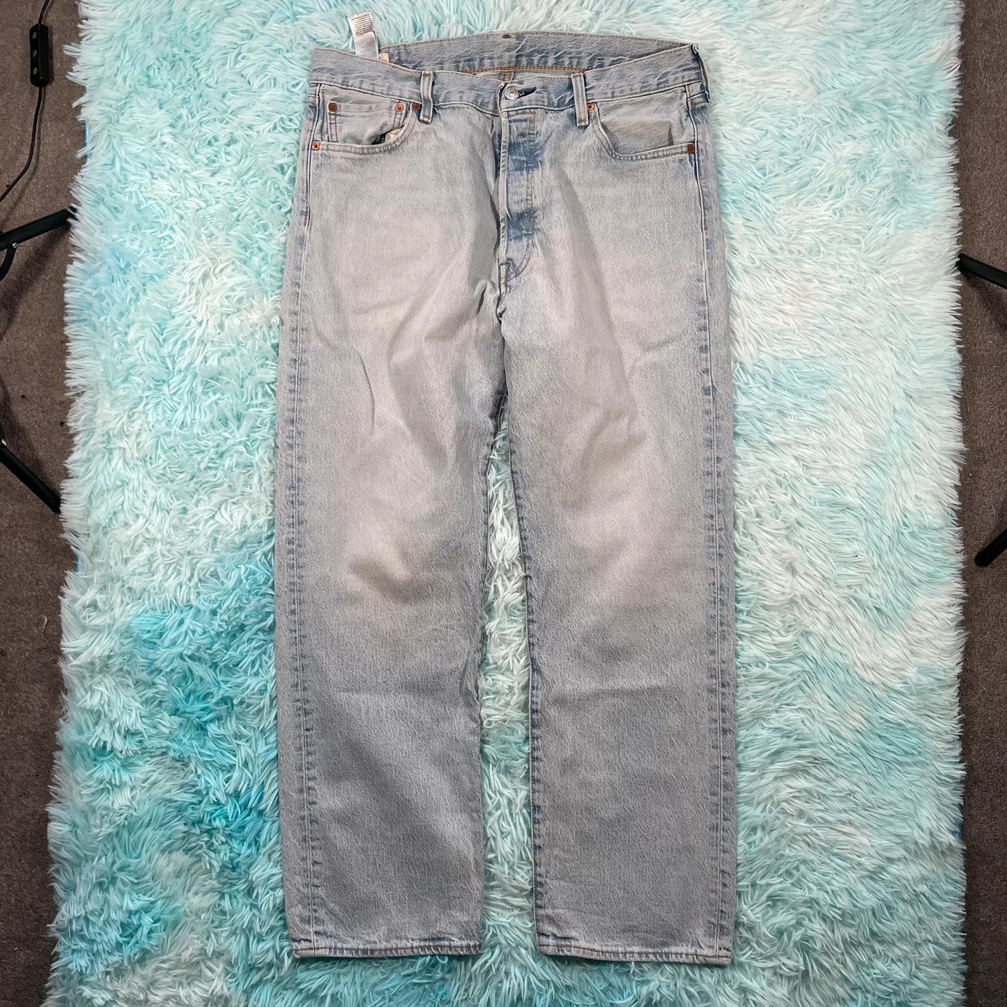 Vintage Levi’s 501 Jeans Lightwash Straight Leg - 36W 30L