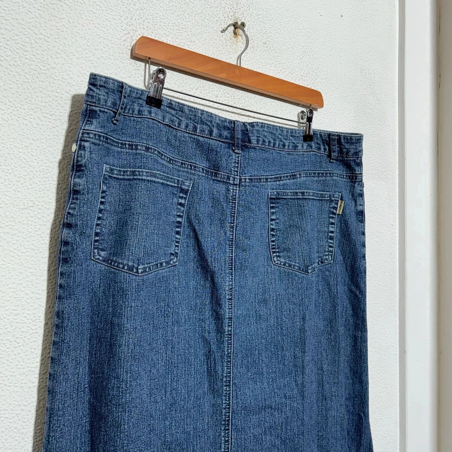 Vintage 00s Blue Denim Skirt Embroidered - Size 20