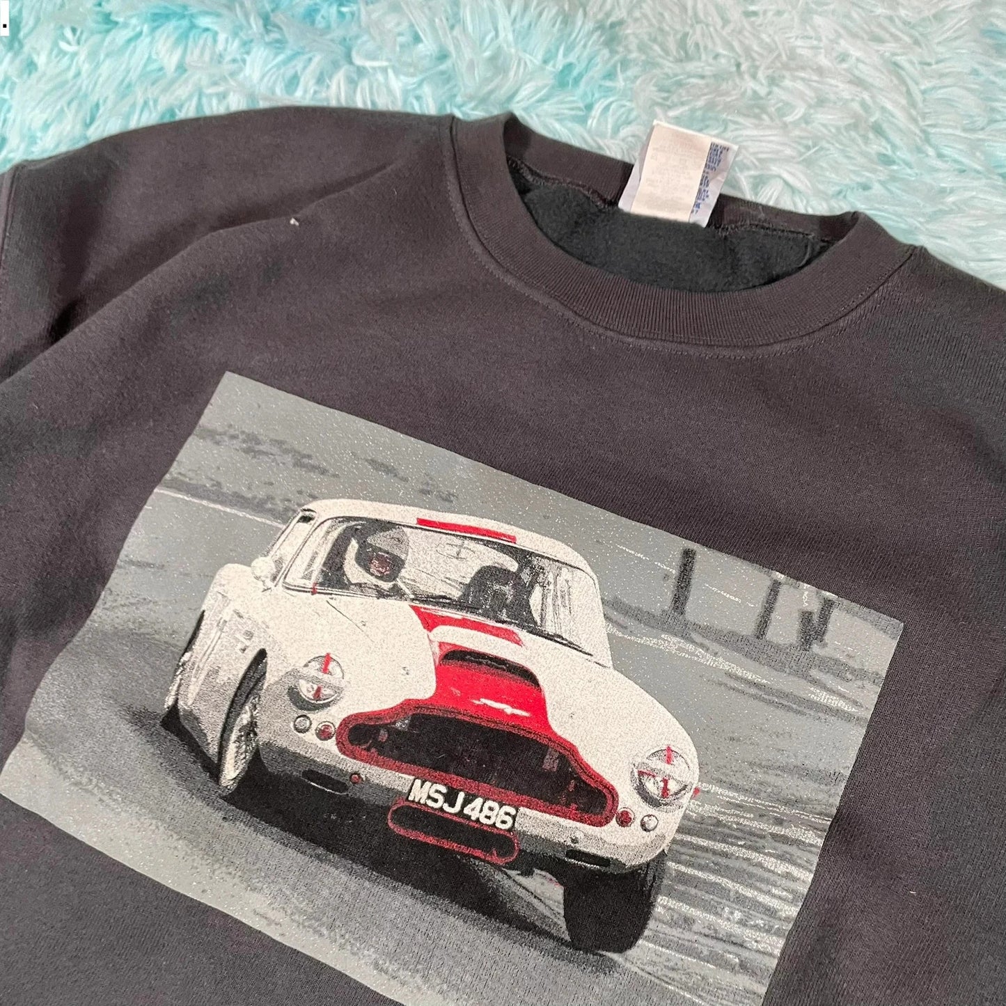Vintage 00s Grey Aston Martin DB4 Graphic Sweatshirt - Large