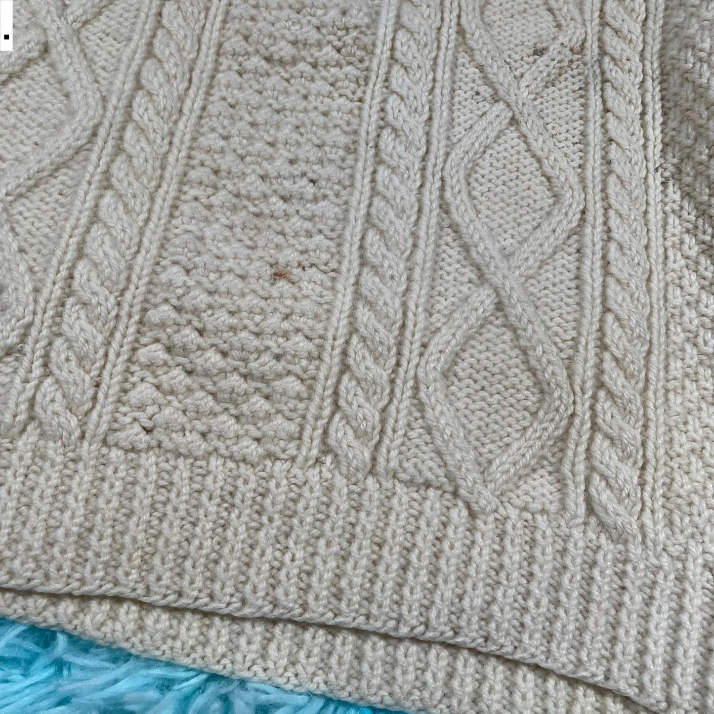 Vintage Cream Turtleneck Arran Knit Jumper - Small