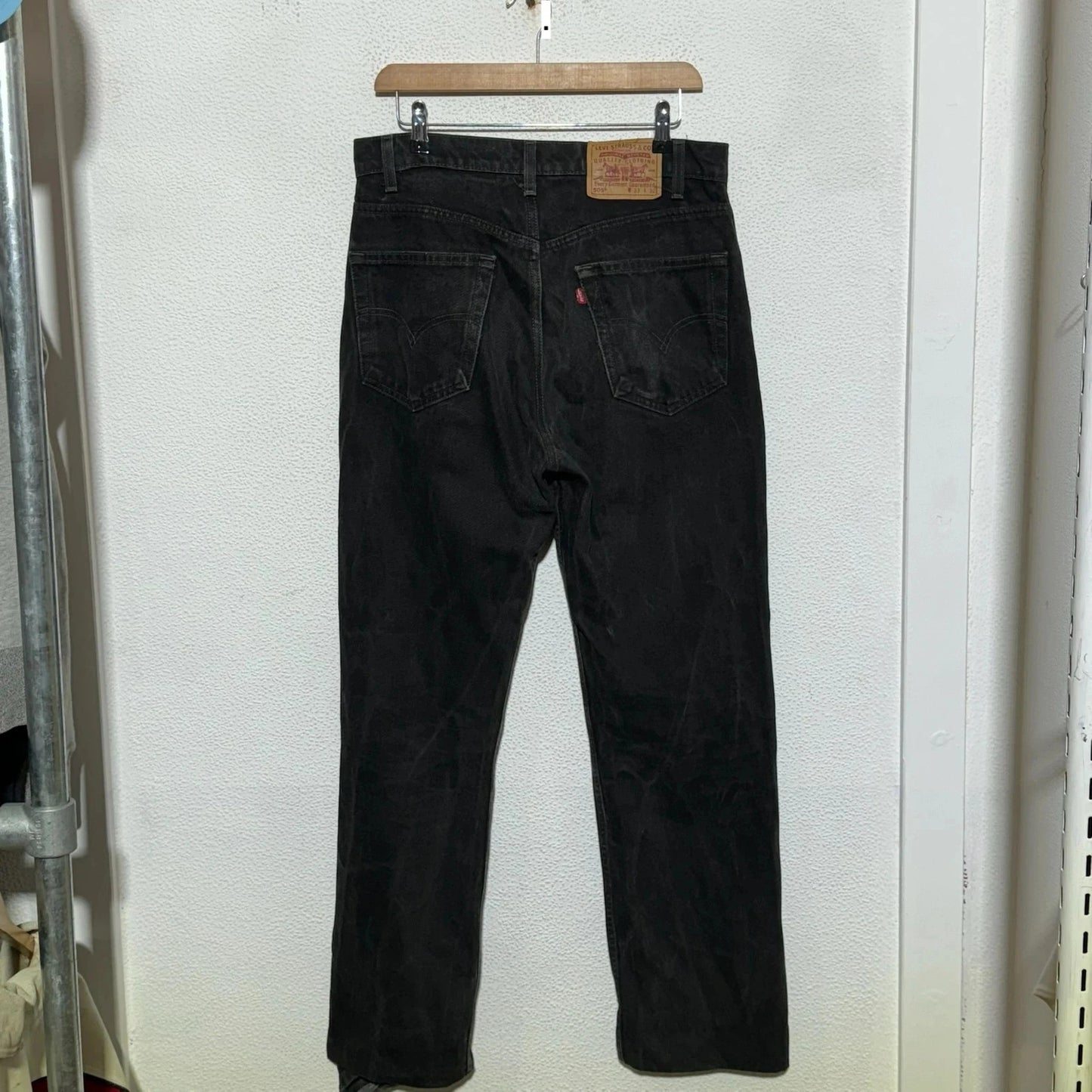 Vintage 90s Black Levi’s 505 Jeans Straight Baggy - W33 L32