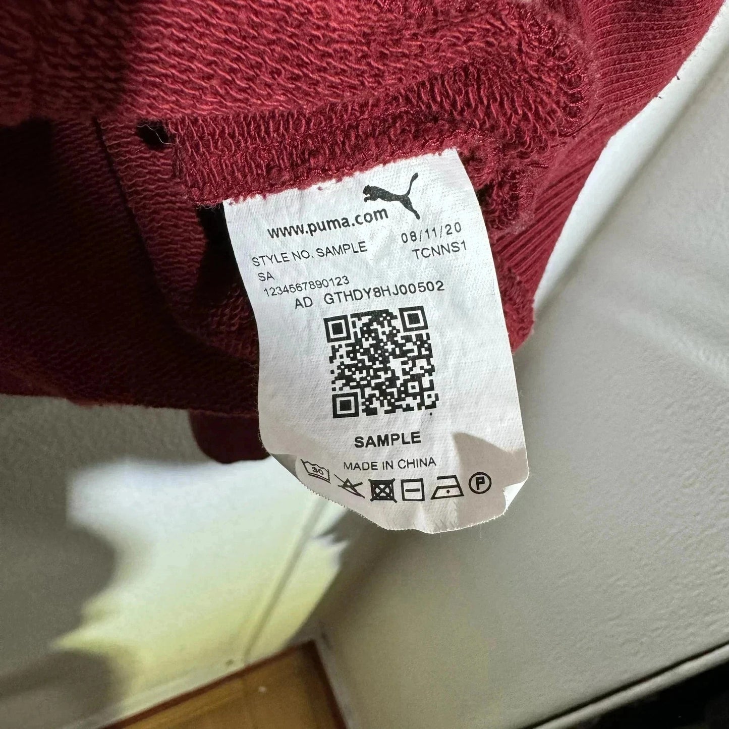 Burgundy Red Puma Hoodie Plain - Medium