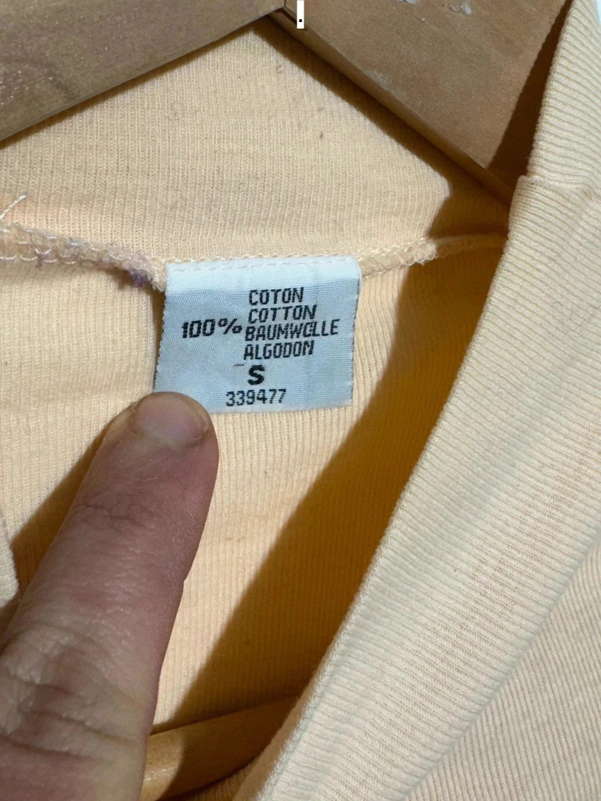 Vintage Beige 90s Mock Neck T Shirt - Small