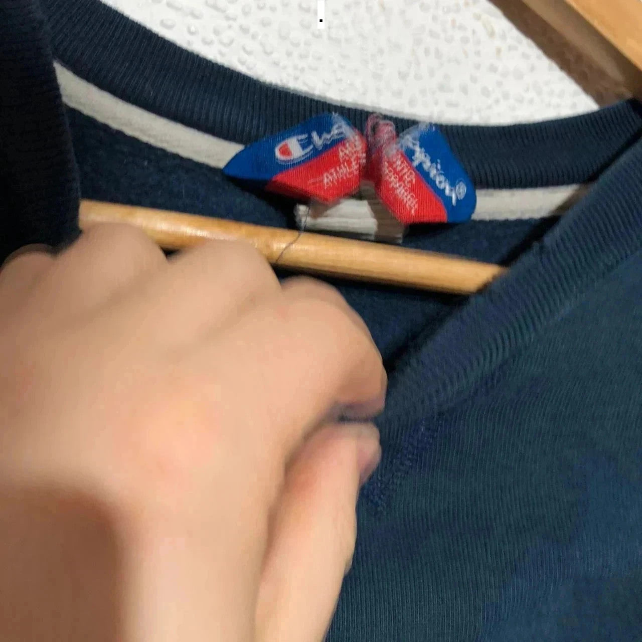 Vintage Dark Navy Champion Blank Sweatshirt - Large