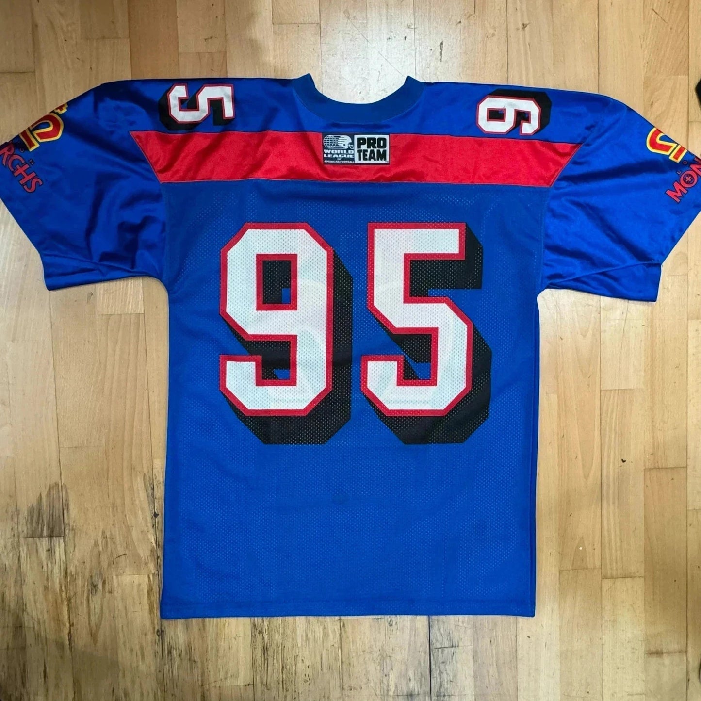 Vintage 1995 London Monarchs Reebok NFL Jersey - Medium