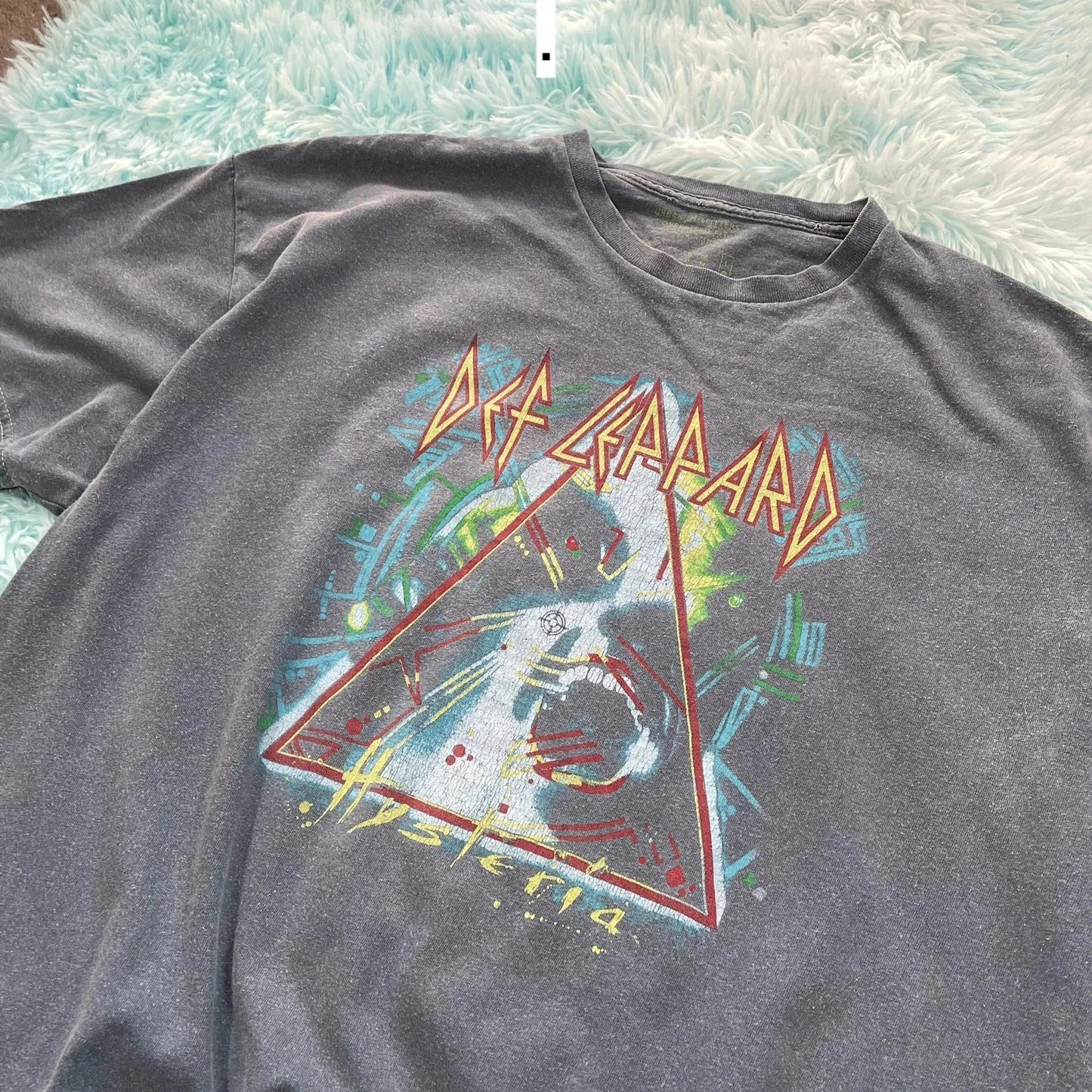 Faded Grey Def Leppard Band T Shirt Urban Outfitters - Large