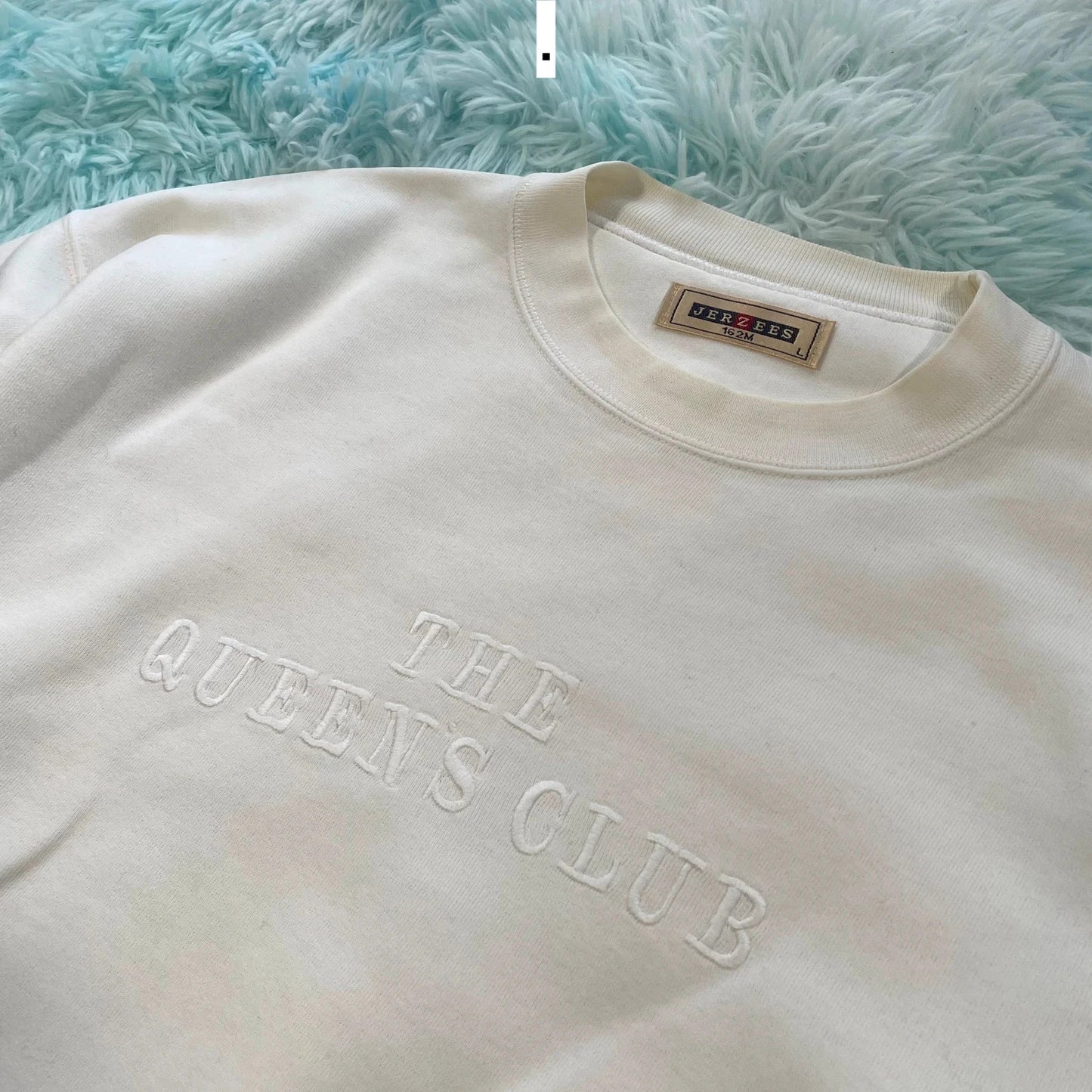 Vintage 90s Queens Tennis Club Sweatshirt Embroidered - Large