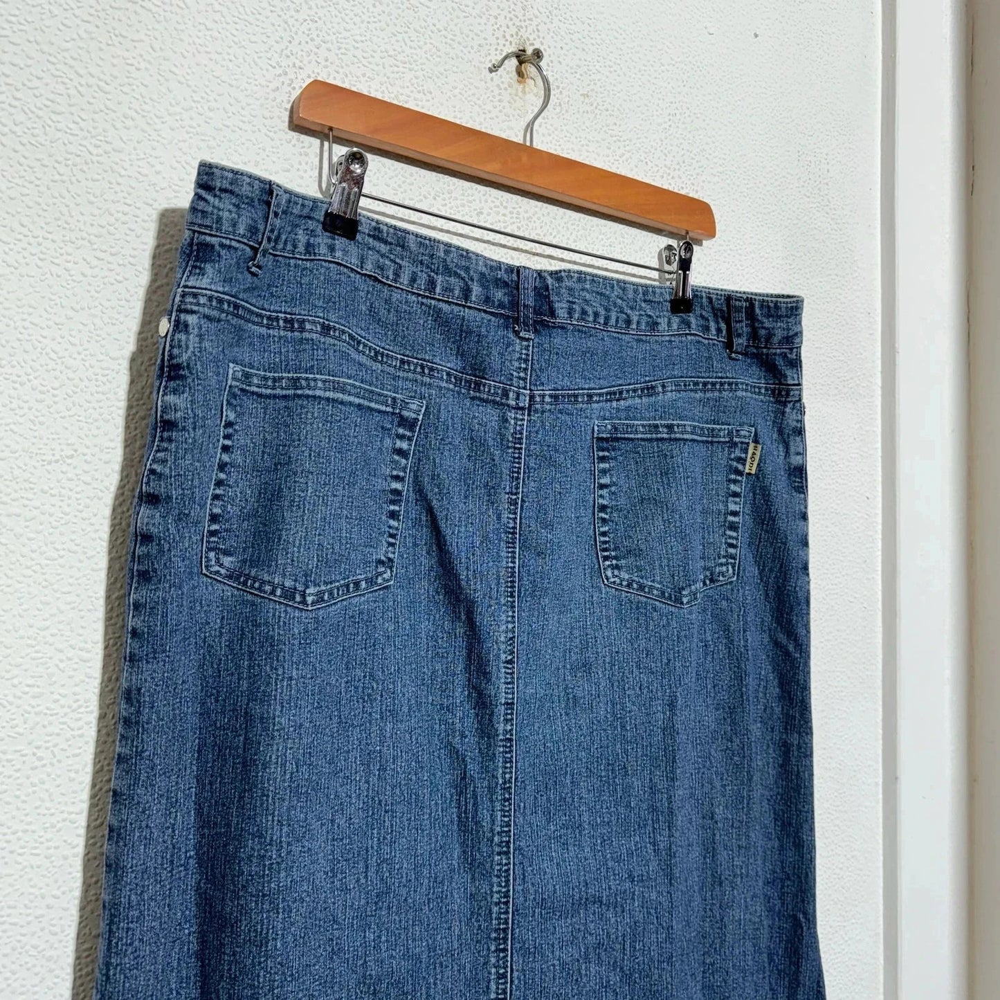 Vintage 00s Blue Denim Skirt Embroidered - Size 20