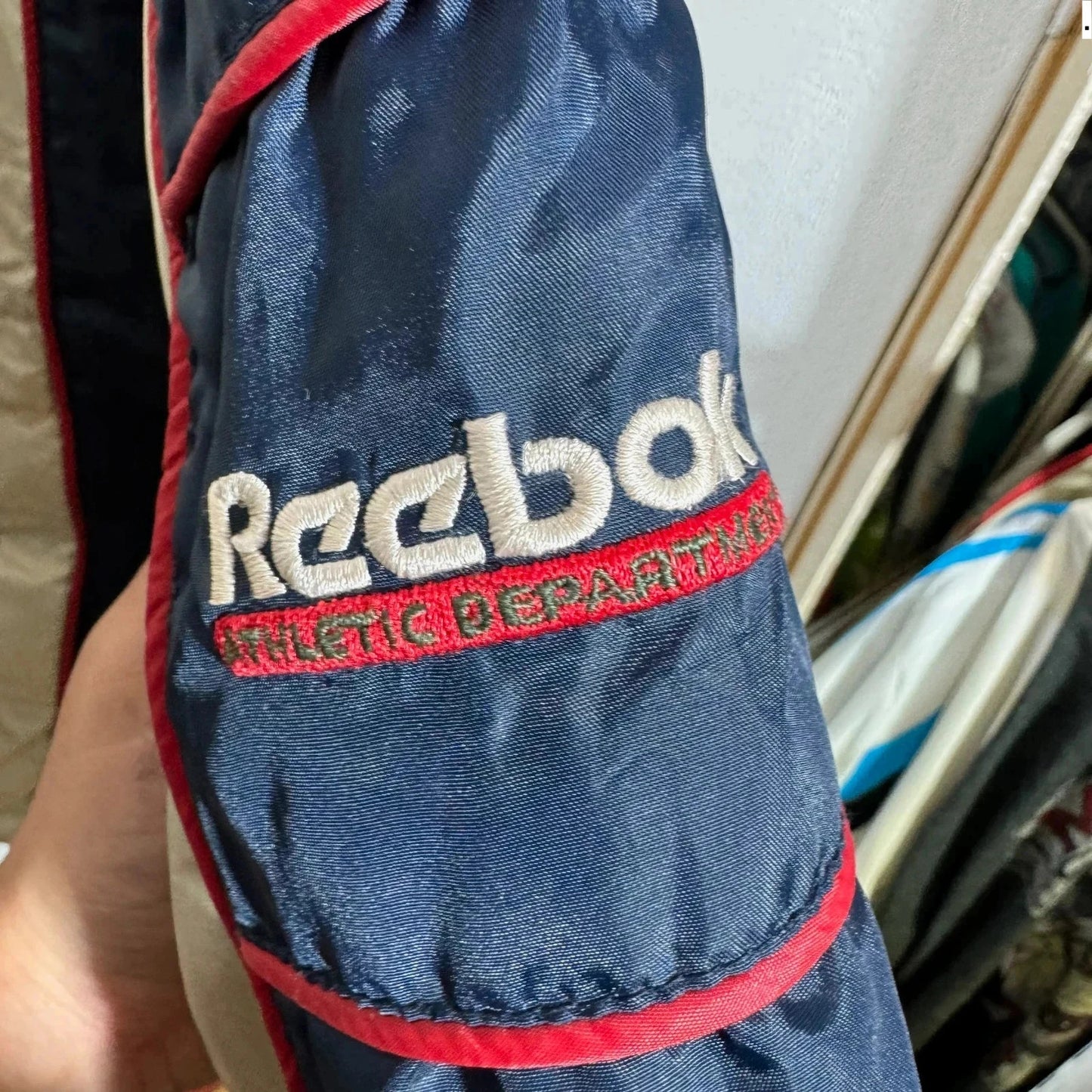 Vintage 90s Beige Reebok Puffer Jacket - Large