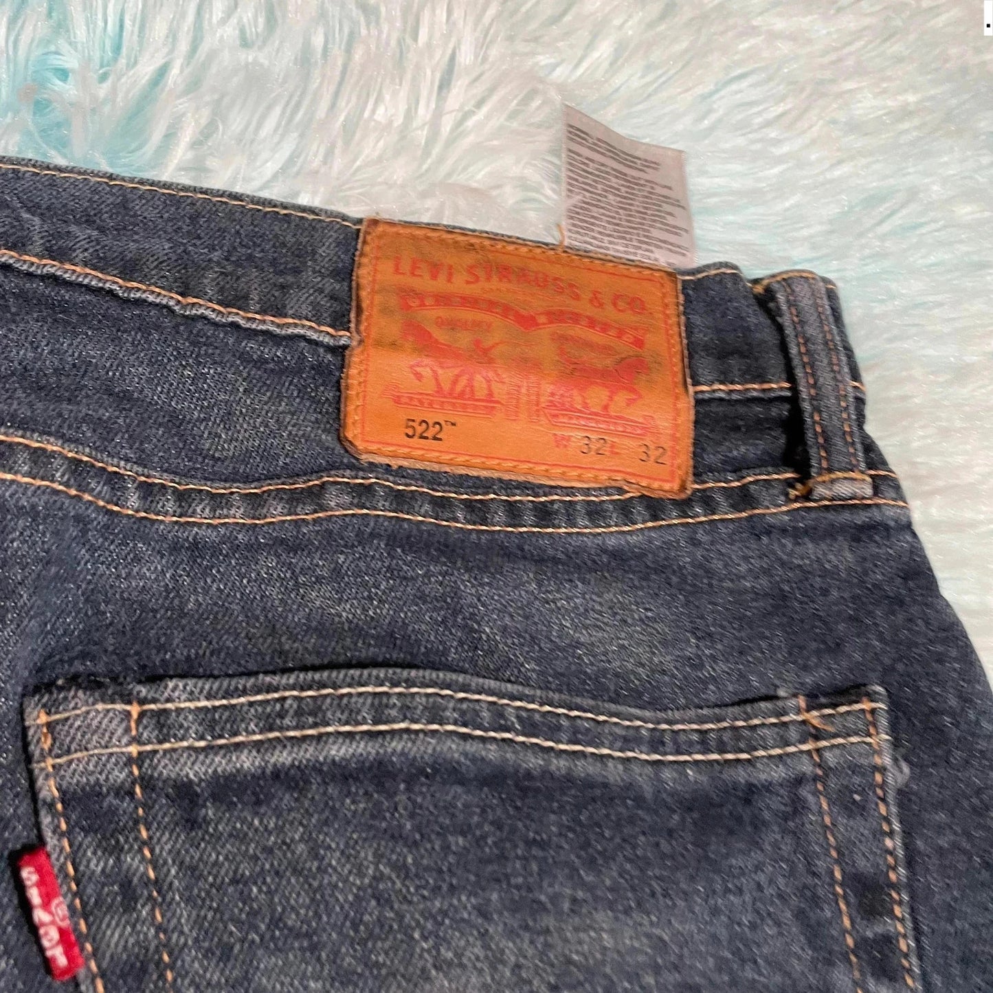 Navy Levi’s 522 Jeans Tapered Straight Leg - 32W 32L
