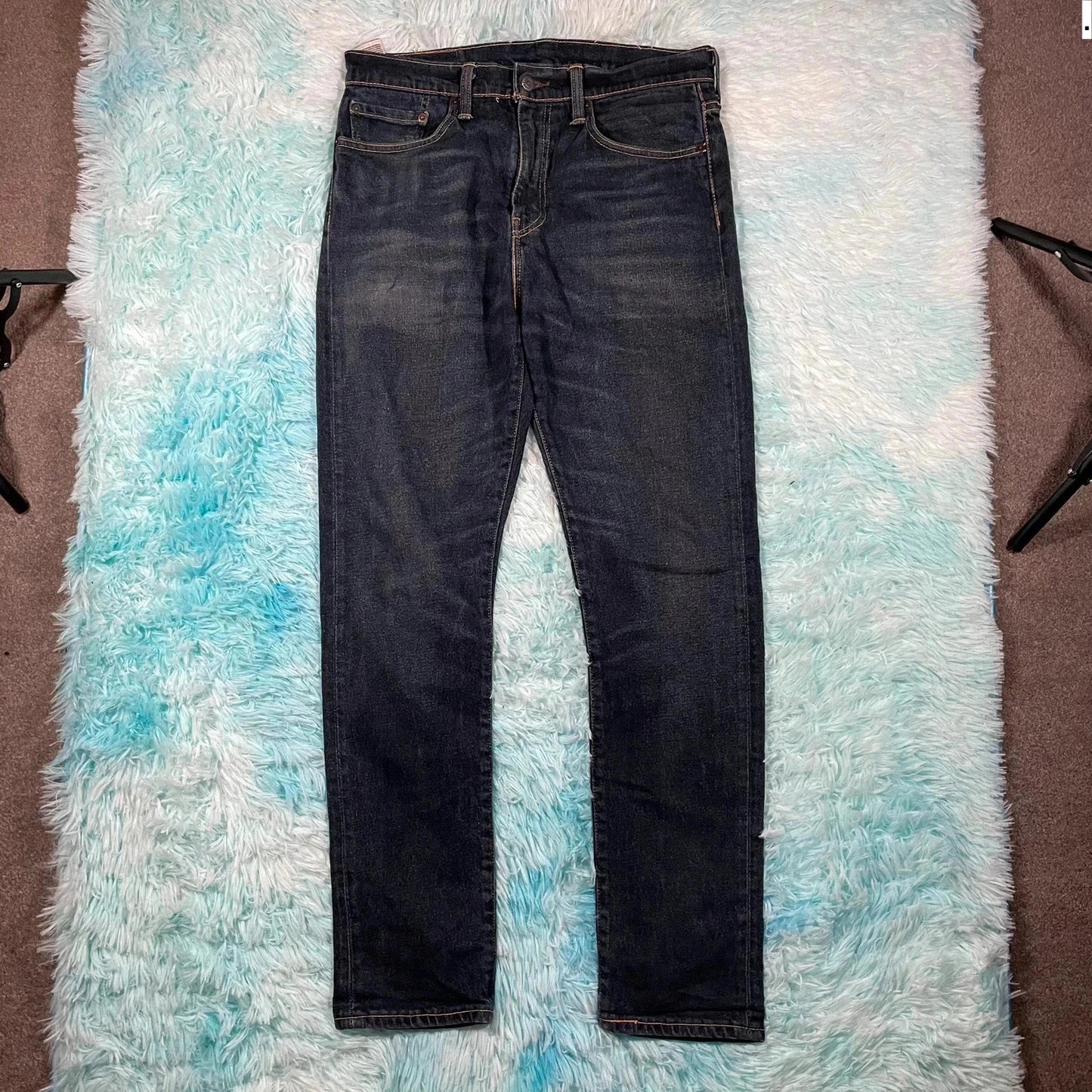 Navy Levi’s 522 Jeans Tapered Straight Leg - 32W 32L