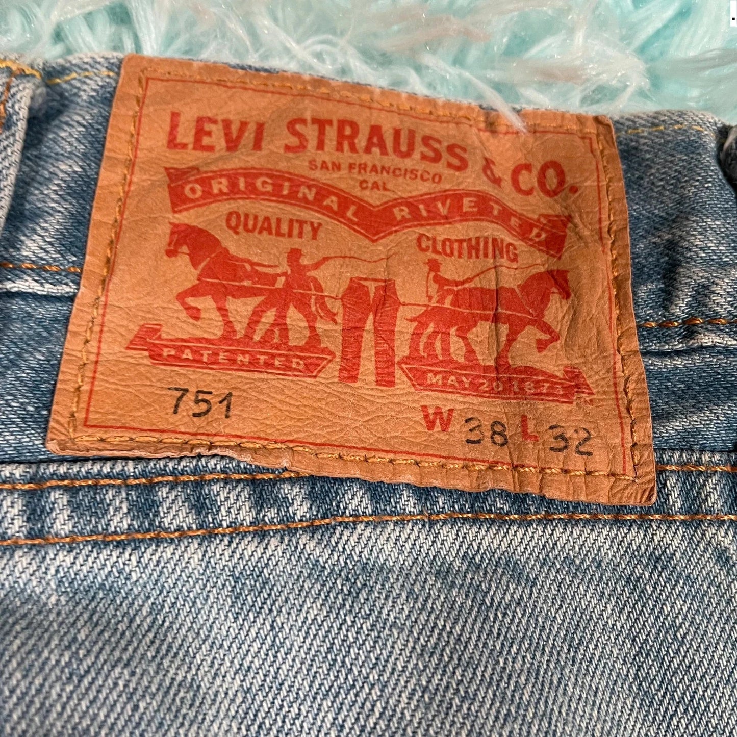 Vintage Levi’s 751 Jeans Baggy Straight - W38 L28