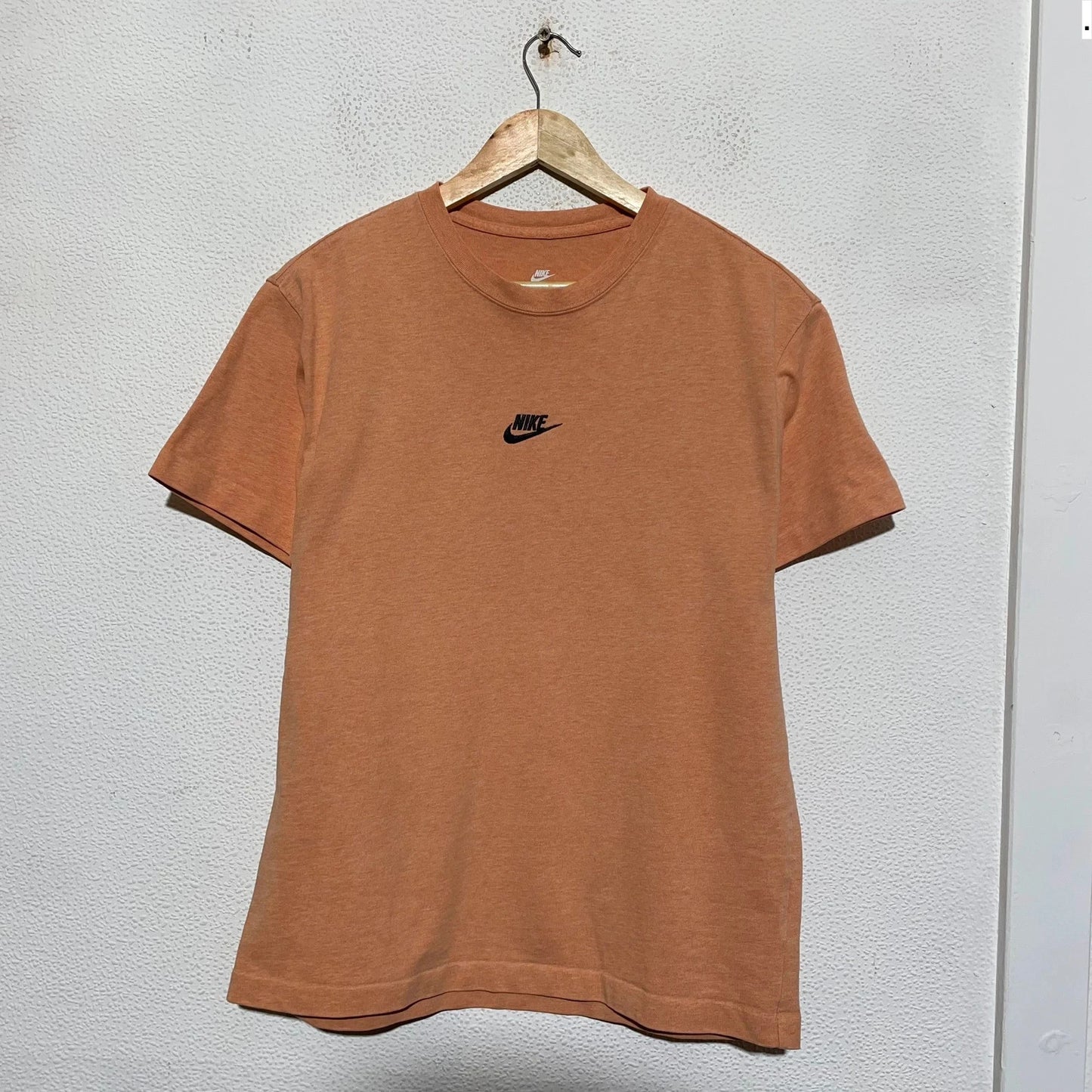 Peach Orange Nike T Shirt Plain - Medium