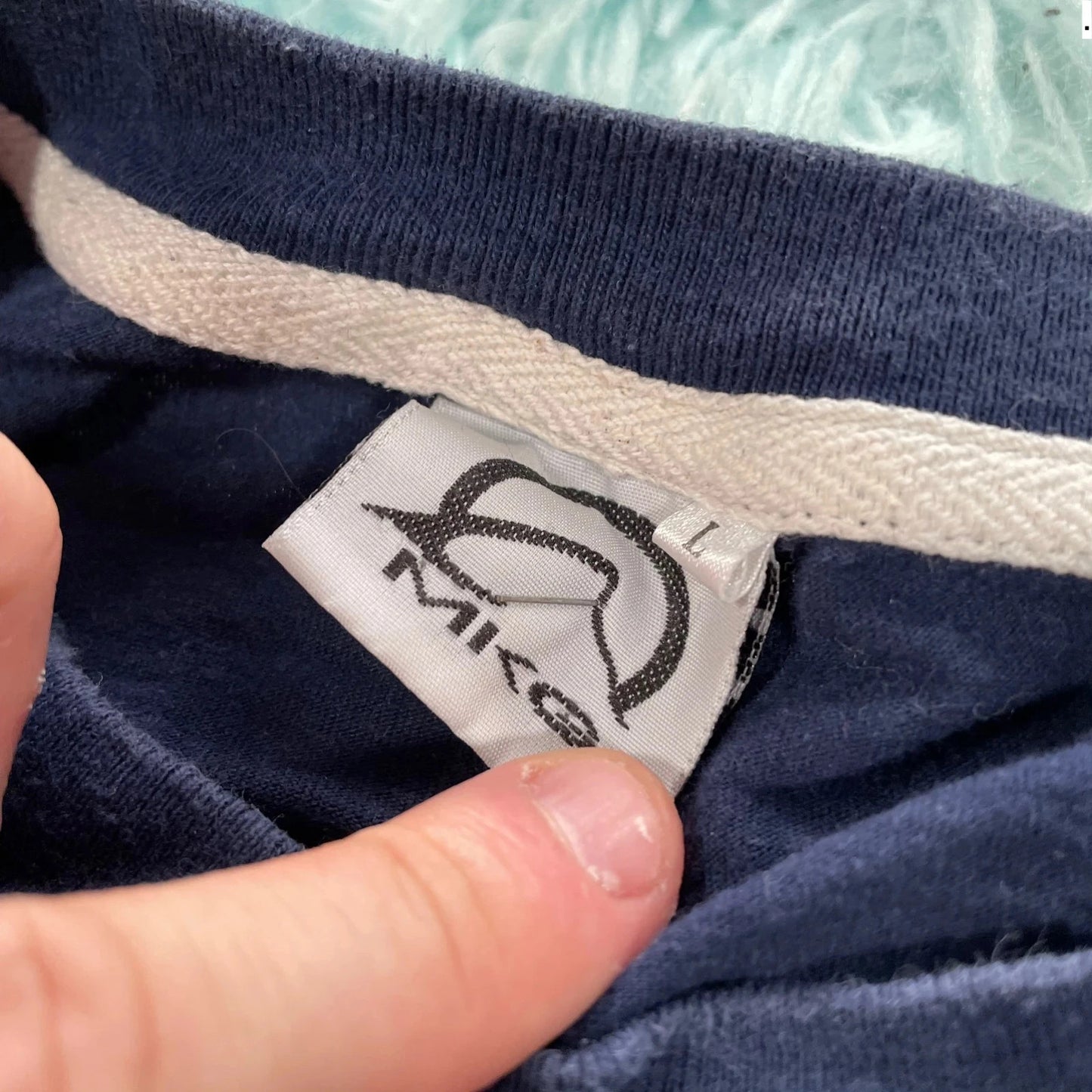 Vintage Navy Kinabalu Graphic T Shirt - Large