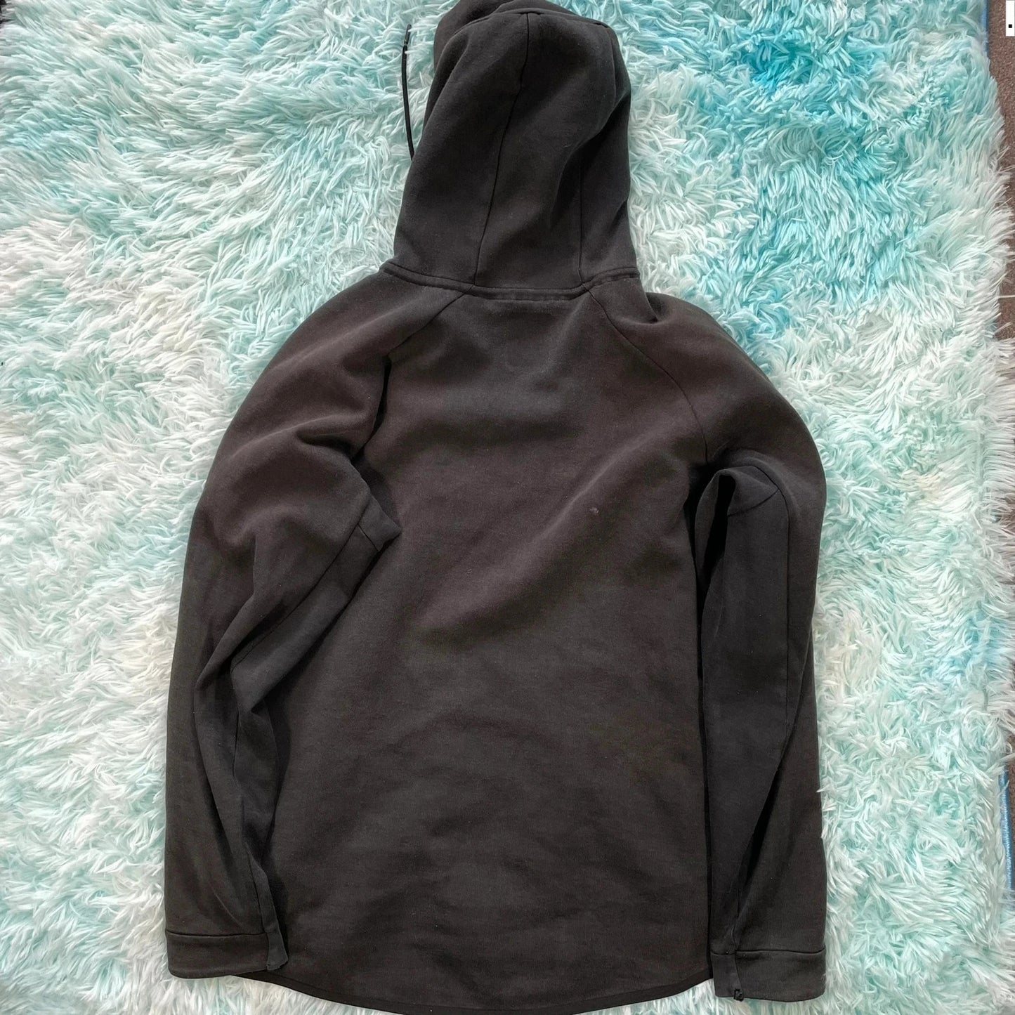Black Nike Tech Fleece Hoodie - Medium