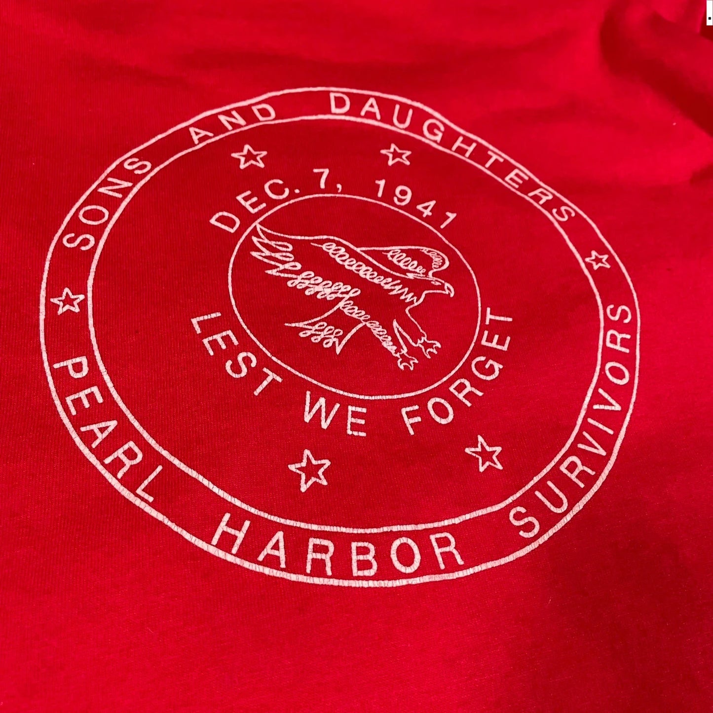 Vintage 90s Red Pearl Harbour Graphic T Shirt - L