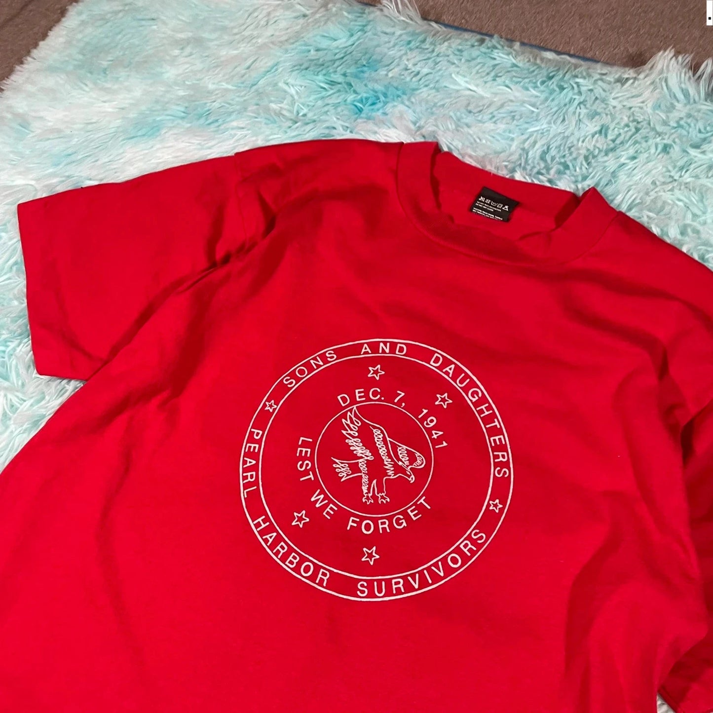 Vintage 90s Red Pearl Harbour Graphic T Shirt - L