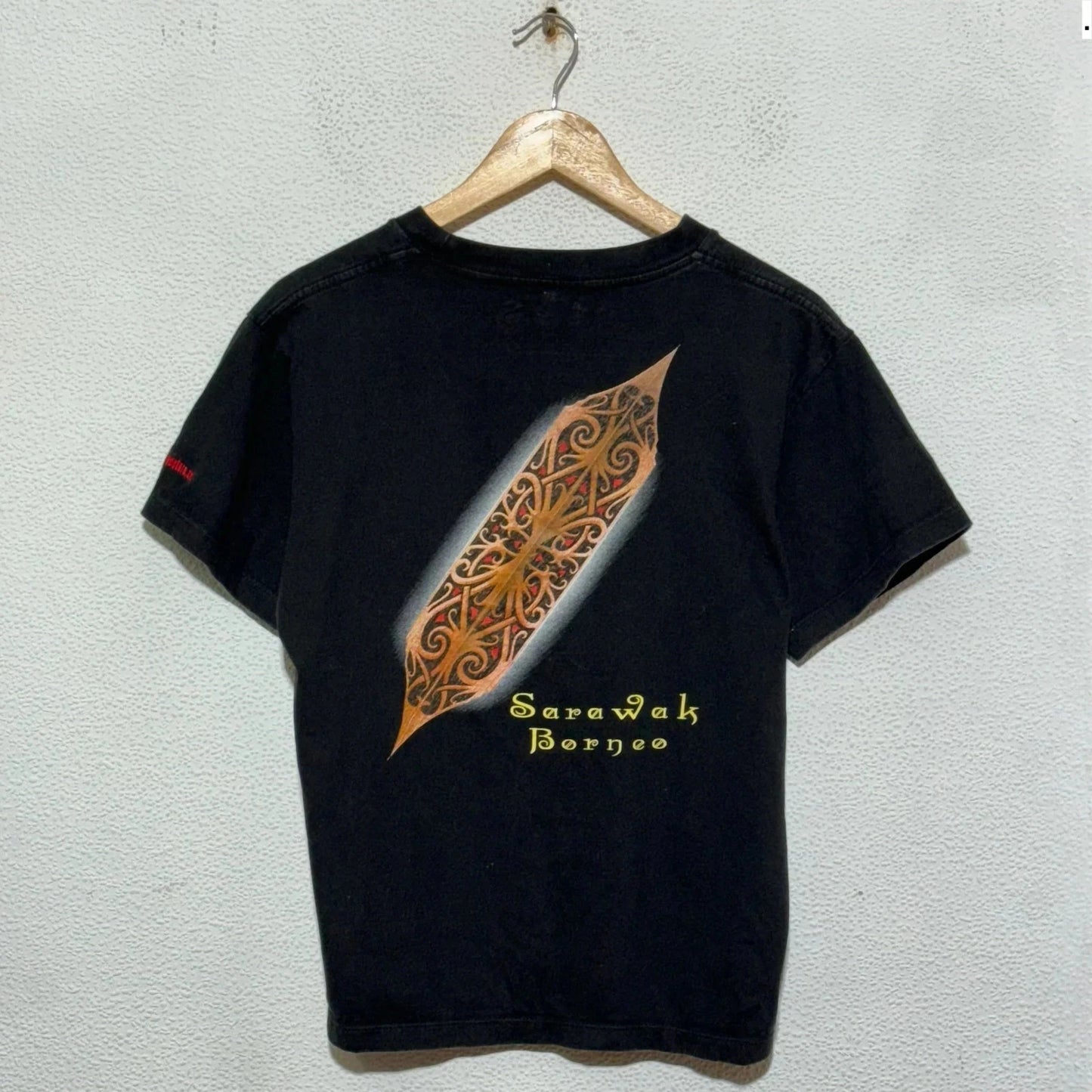 Vintage Black Sarawak Bornee Graphic T Shirt - Medium
