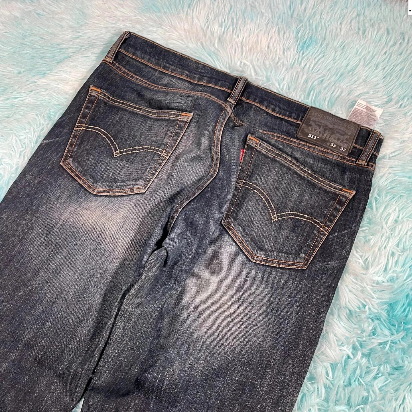 Navy Levi’s 511 Jeans Slim Straight Leg - 33W 32L