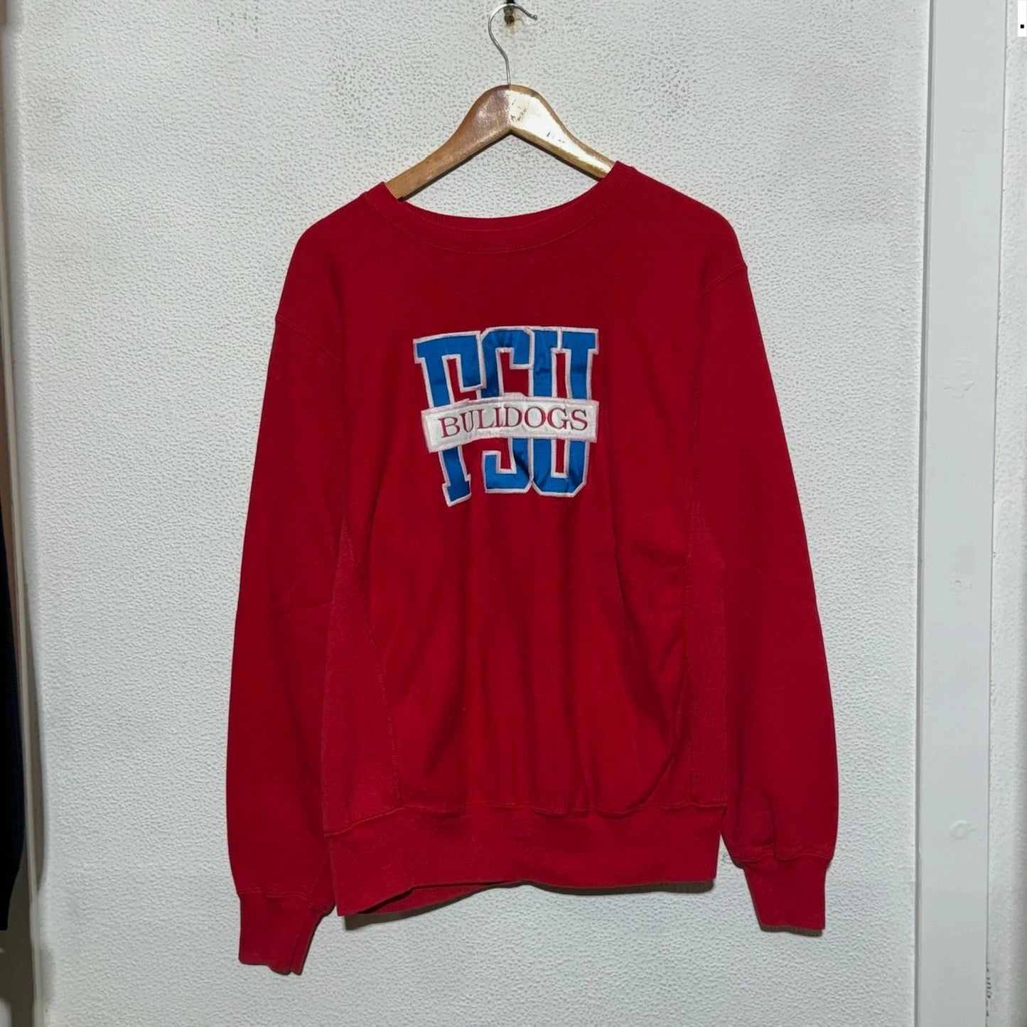 Vintage 90s Red Fresno Bulldogs Sweatshirt US College - Large