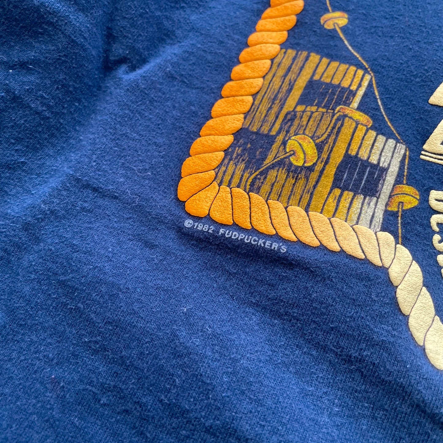 Vintage 80s Navy Fudpuckers Bar & Grill Graphic T Shirt - Large