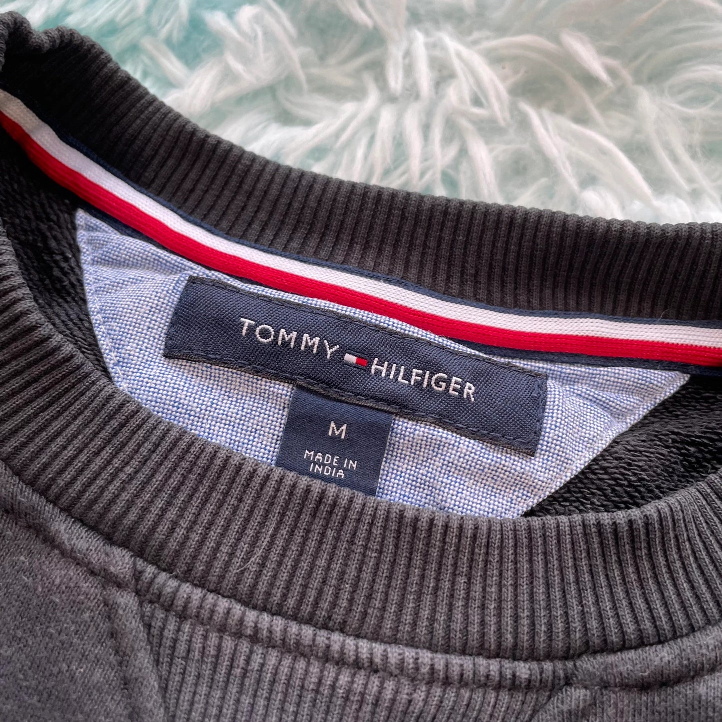 Black Tommy Hilfiger Sweatshirt Plain - Medium