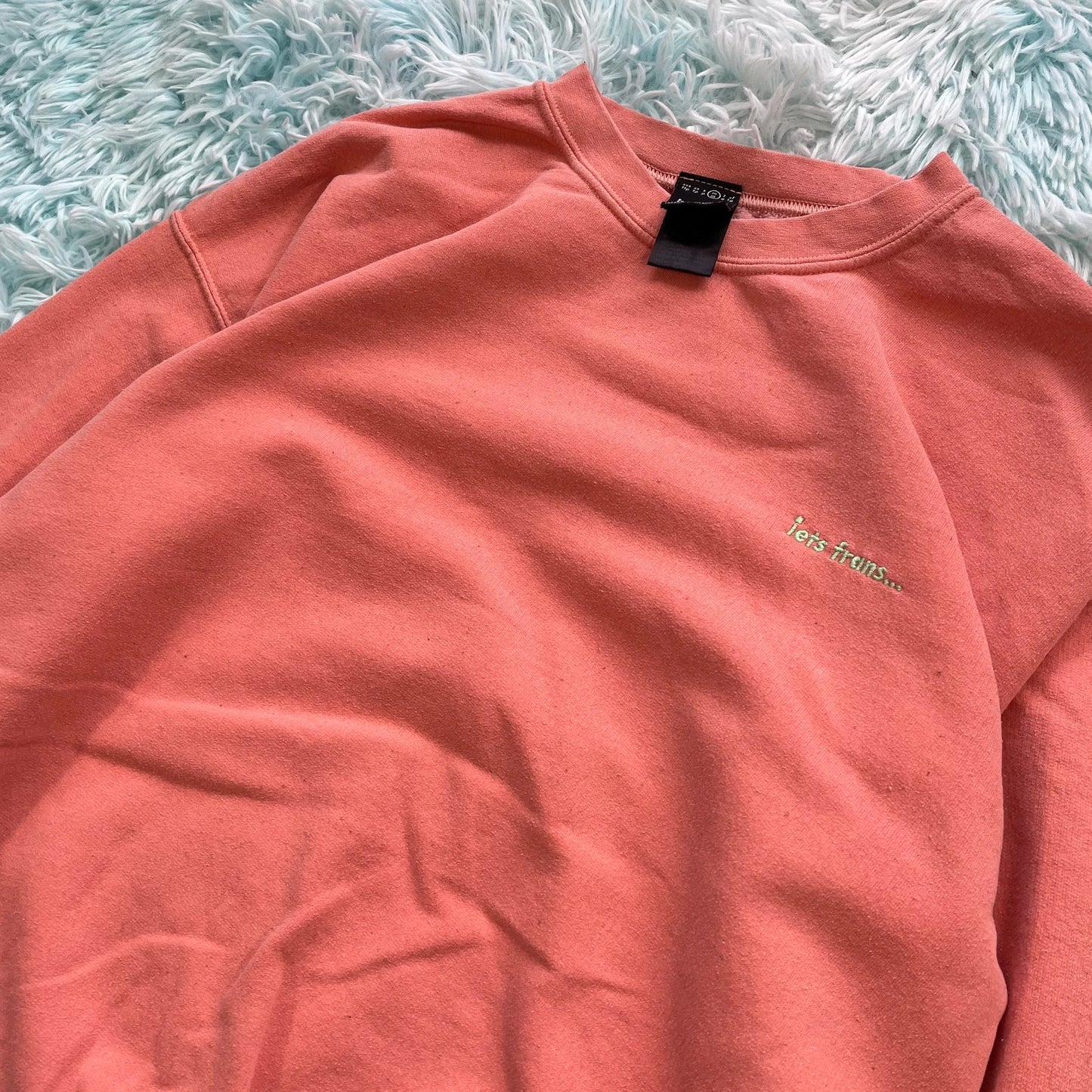 Peach Orange iets frans Sweatshirt Urban Outfitters - Medium