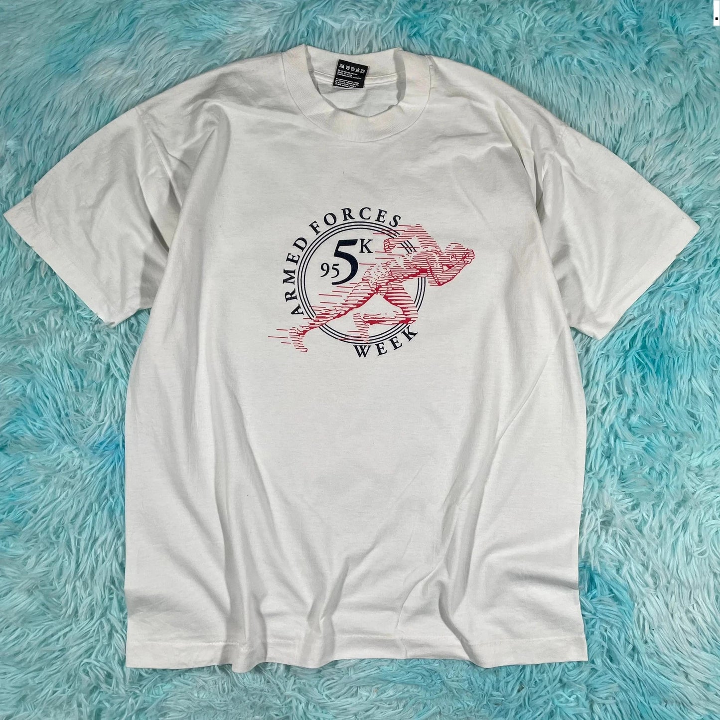 Vintage 90s White Armed Forces 5k Race Graphic T Shirt - Large