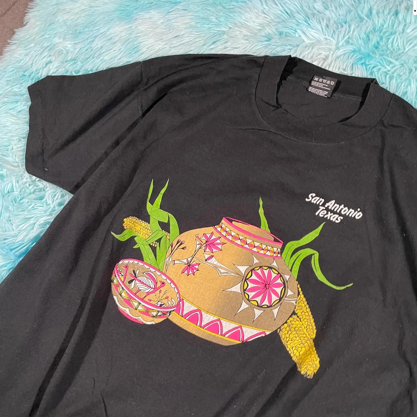 Vintage 90s Black San Antonio Texas Graphic T Shirt - XL