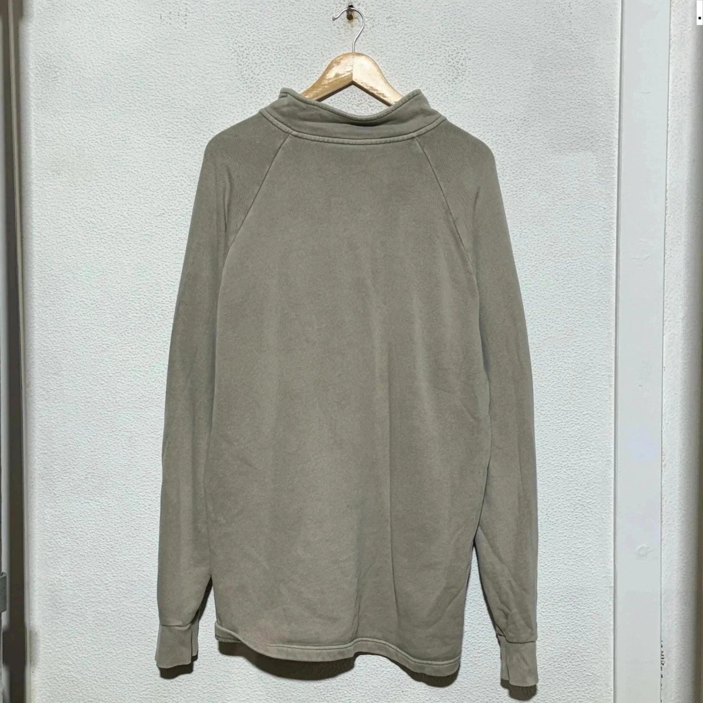 Light Grey Reebok 1/4 Zip Sweatshirt- Large