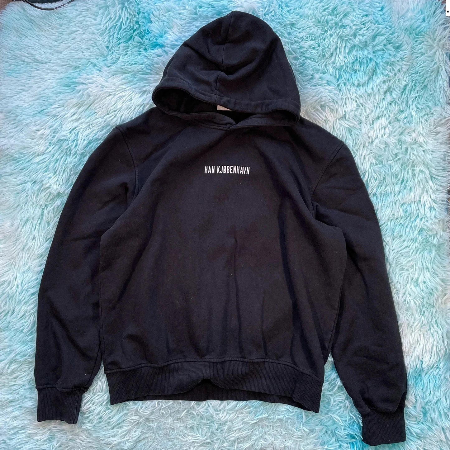 Black Han Kjobenhavn Graphic Hoodie - Medium