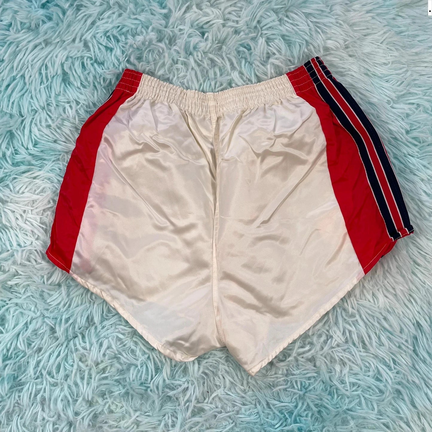 Vintage 90s Arsenal Shorts Adidas - Small 30W