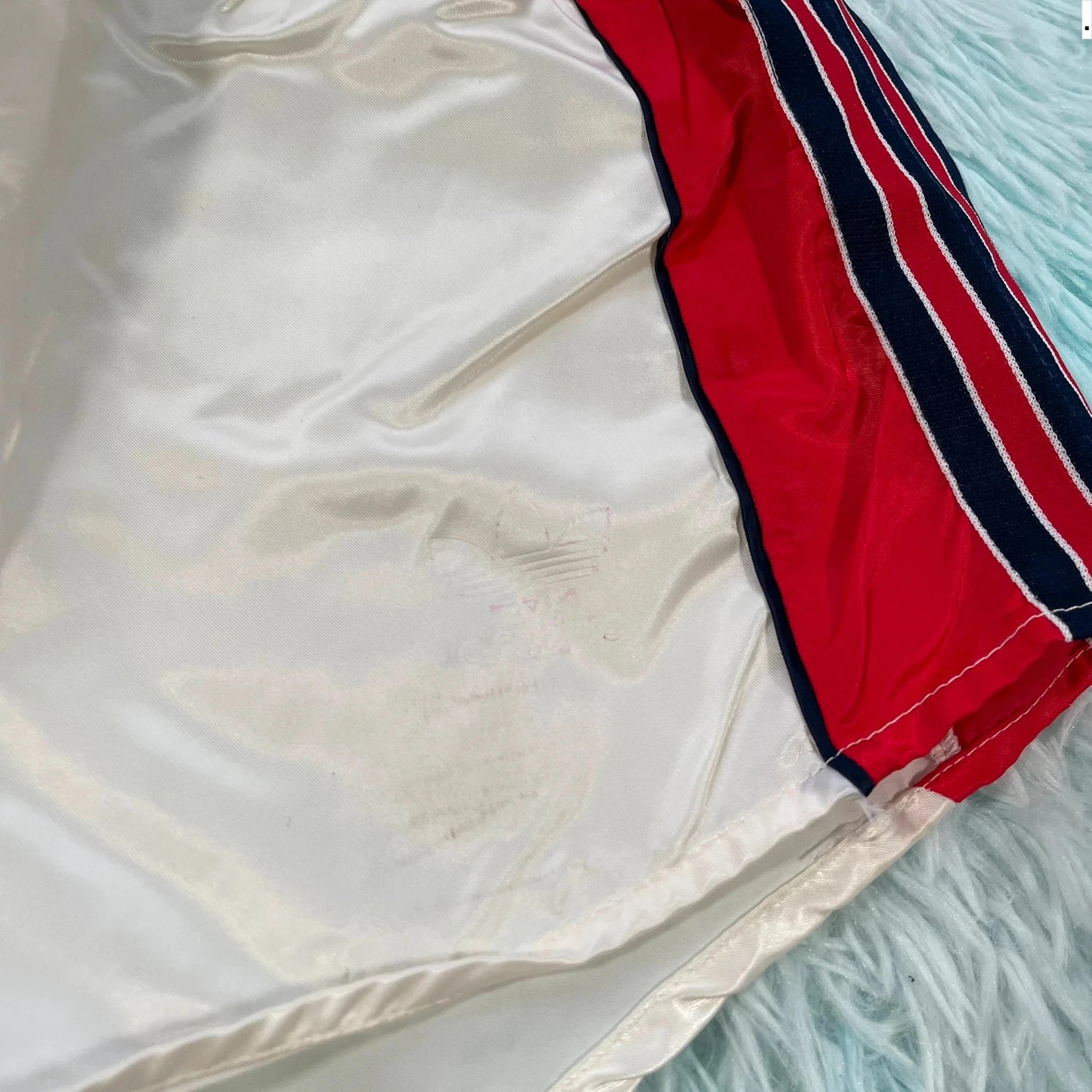 Vintage 90s Arsenal Shorts Adidas - Small 30W