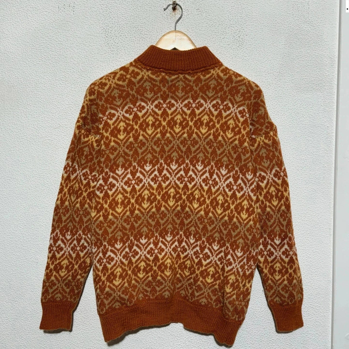 Vintage Orange Funky Patterned Knitted Jumper - Small